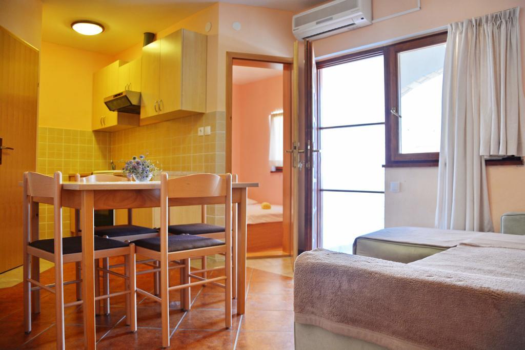 Apartments Joza Вир Экстерьер фото